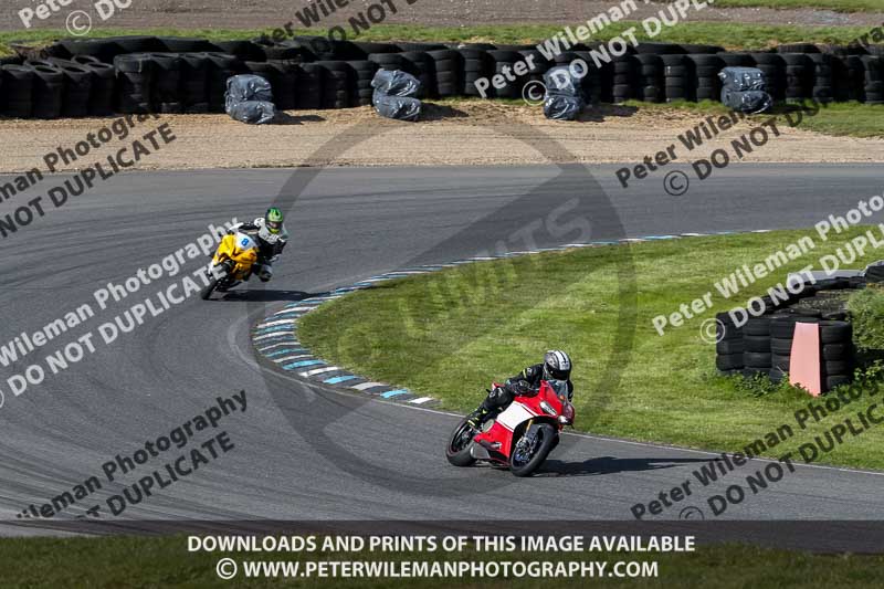 enduro digital images;event digital images;eventdigitalimages;lydden hill;lydden no limits trackday;lydden photographs;lydden trackday photographs;no limits trackdays;peter wileman photography;racing digital images;trackday digital images;trackday photos